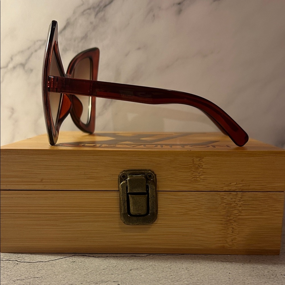 Source Unknown Oversized Brown Bow Shaped Sunglasses - Picture 2 of 4